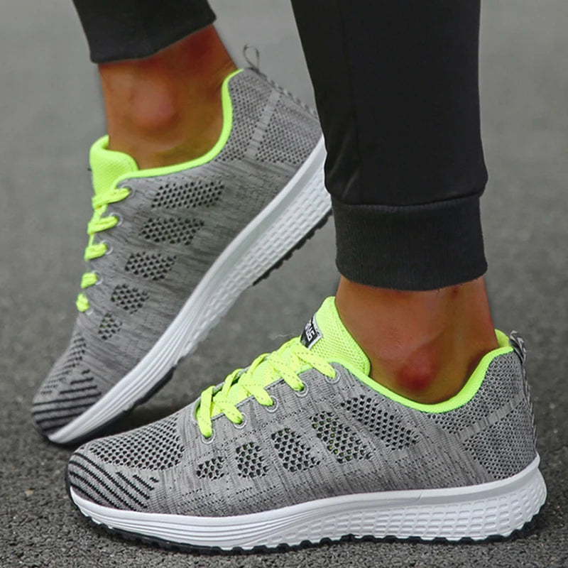 Women's Sneakers 2023 New Fashion Breathable Trainers Comfortable Sneakers Women Mesh Fabric Lace Up Female Footwear Women Shoes
