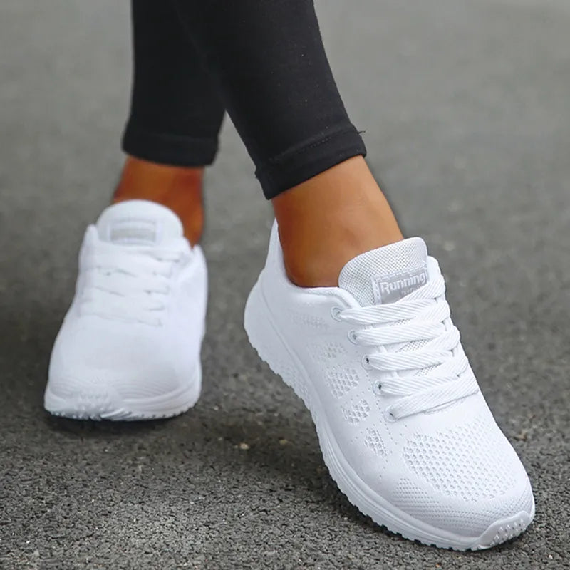 Women's Sneakers 2023 New Fashion Breathable Trainers Comfortable Sneakers Women Mesh Fabric Lace Up Female Footwear Women Shoes
